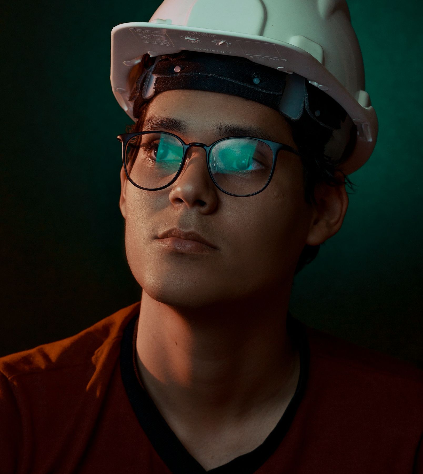 Triol image man in a helmet